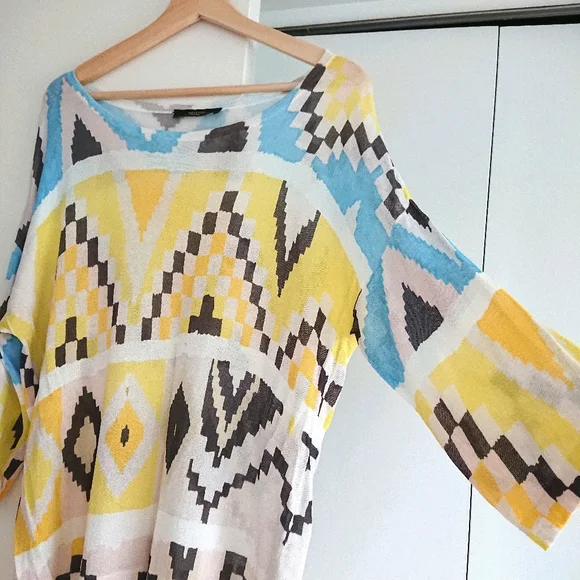 💖2/$35💖 MaxMara Weekend Blue & Yellow Geometric Pattern Print Shirt - Picture 3 of 8